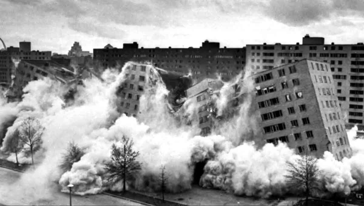 blow up pruitt igoe st. Louis