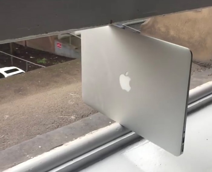 Apple MacBook Pro supports Windows